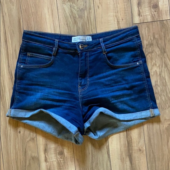 Zara shorts - Picture 1 of 4